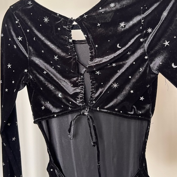 Never Worn! - wild fable Backless Black Velvet Bodysuit - Picture 5 of 5